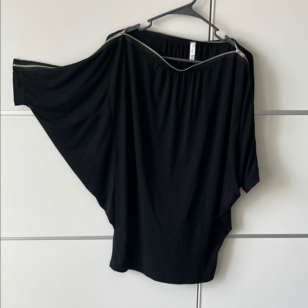 Super Fun Zippered Top